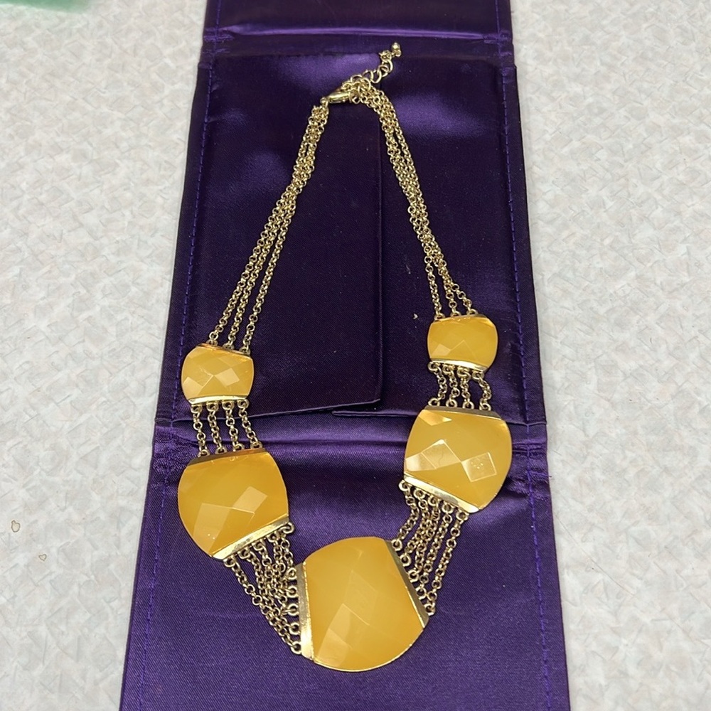 Elegant Gold and Yellow Necklace 20”